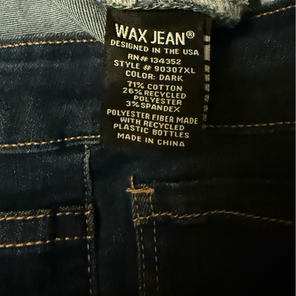 Wax Jean blue Jean Shorts Distressed Cuffed - Picture 8 of 8